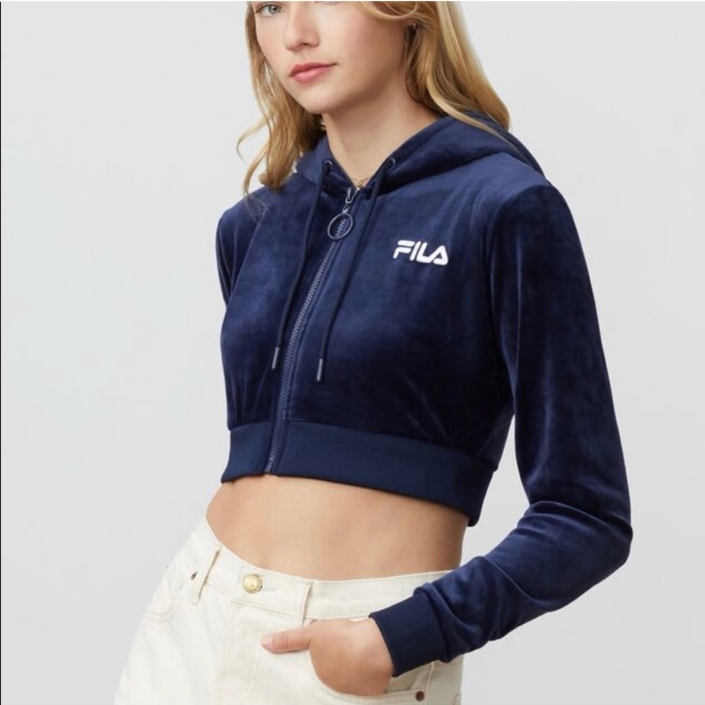 Adorable FILA cropped hoodie